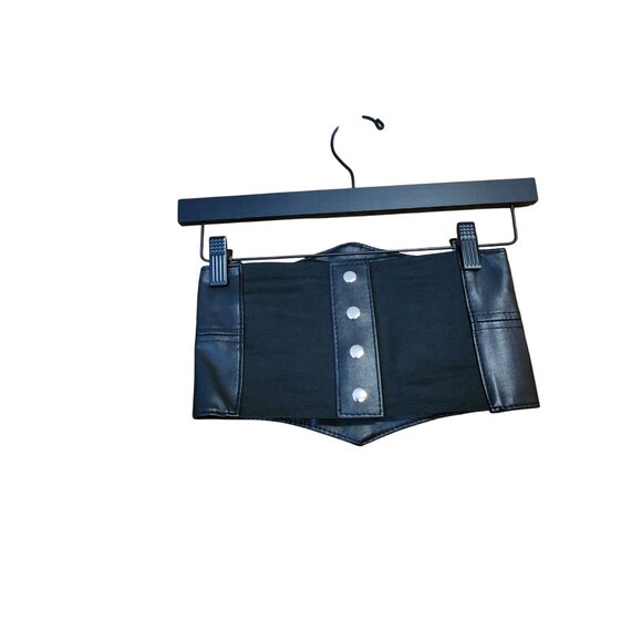 Black Faux Leather Waist Cincher Belt With Snap Button Closure - Picture 2 of 2